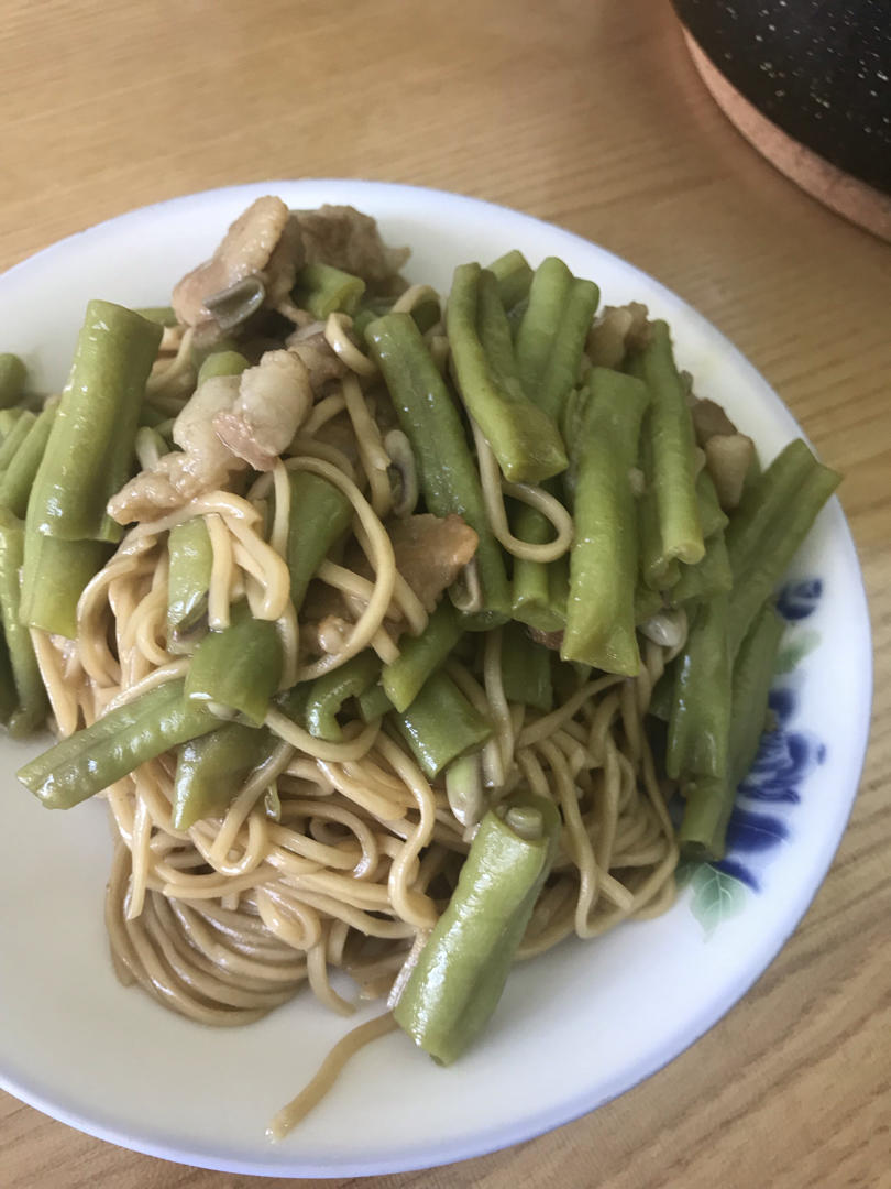 快手菜豆角闷面