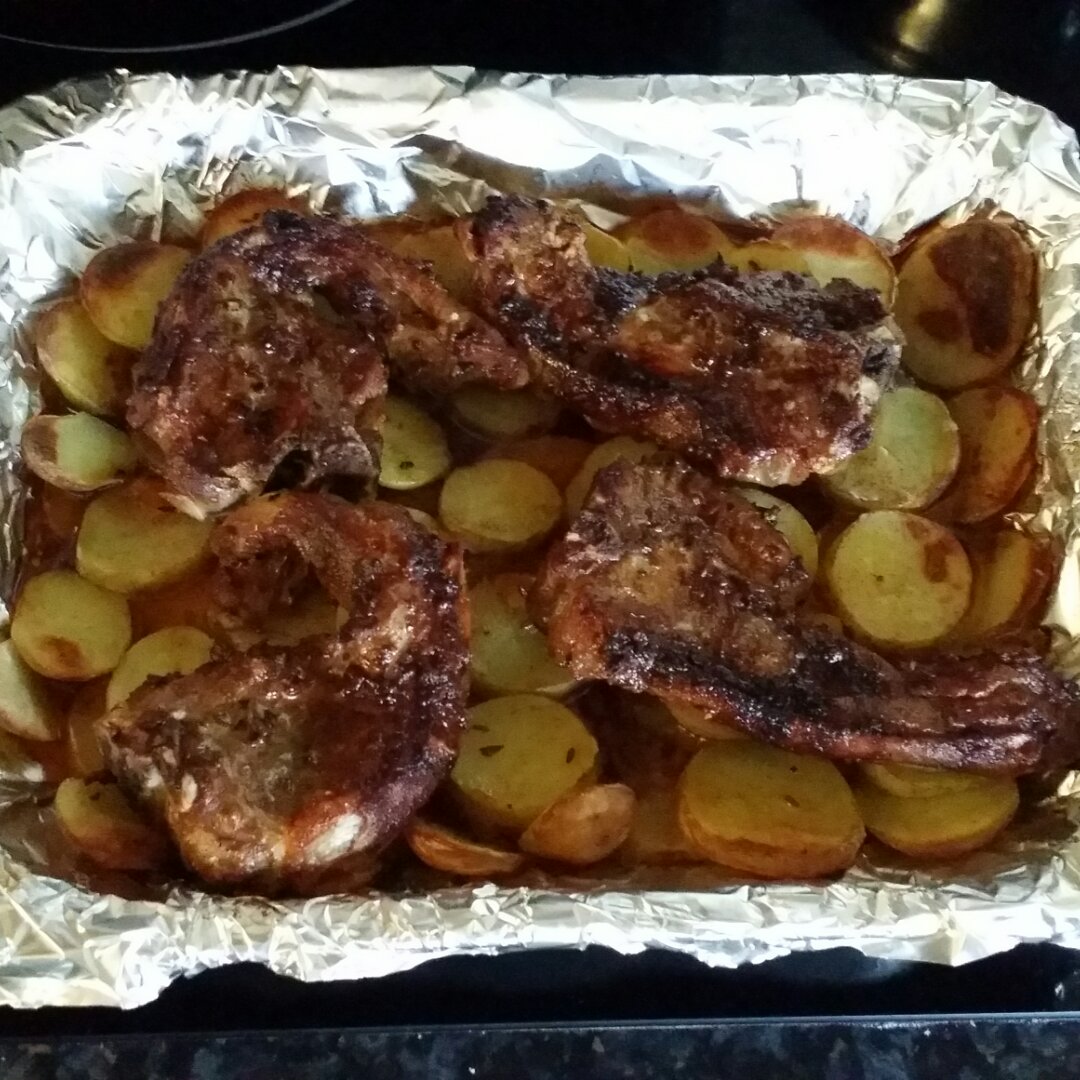 孜然羊排烤土豆