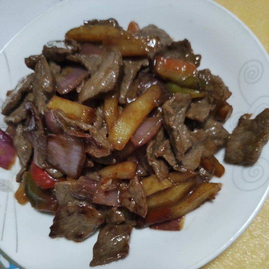 孜然土豆炒牛肉