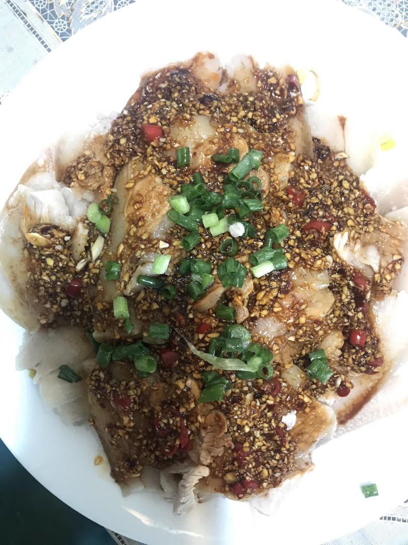 厨师长教你：“蒜泥白肉”的家常做法，看的口水直流