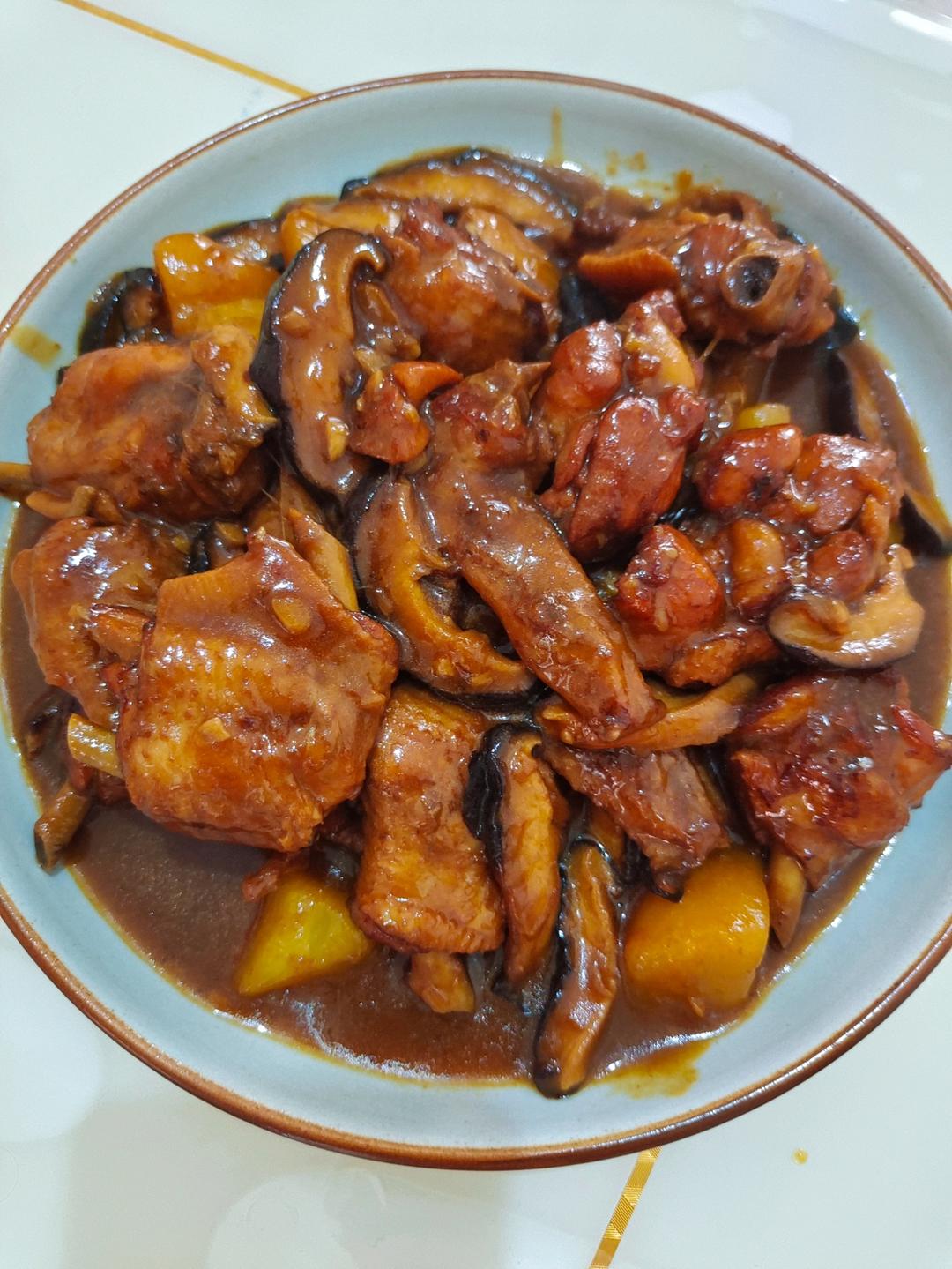 妈妈家的味道，吃了停不下来的红烧鸡翅