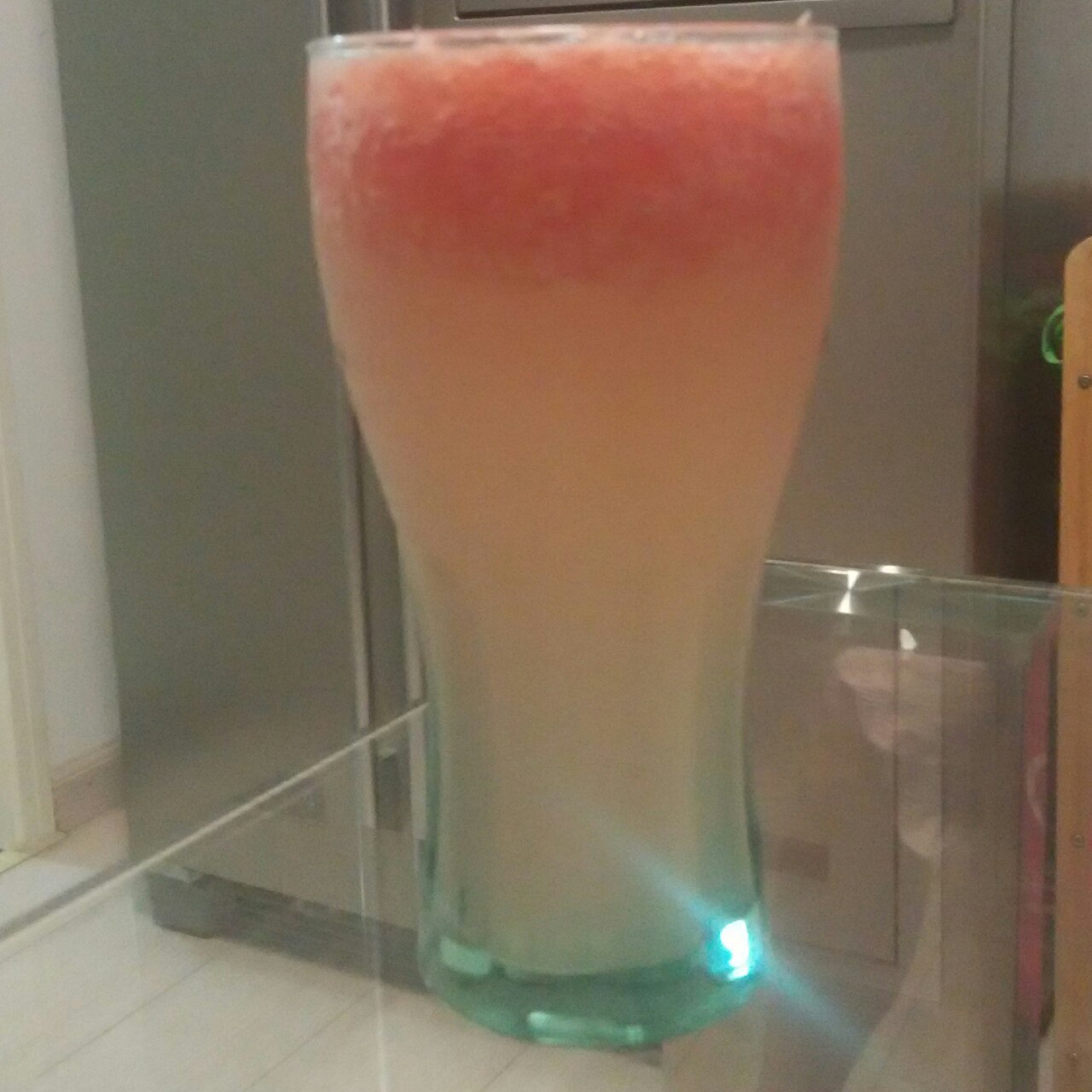 葡萄柚苏打蜜饮