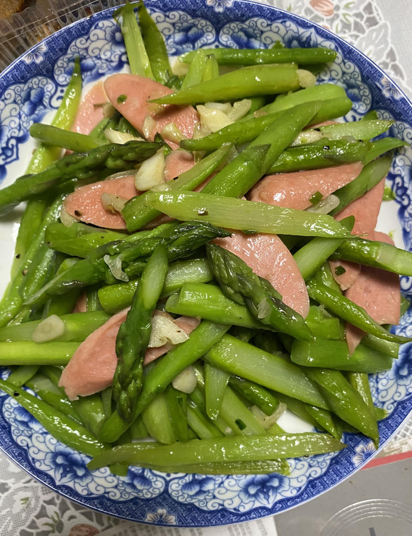 清炒芦笋（超级嫩！！！）