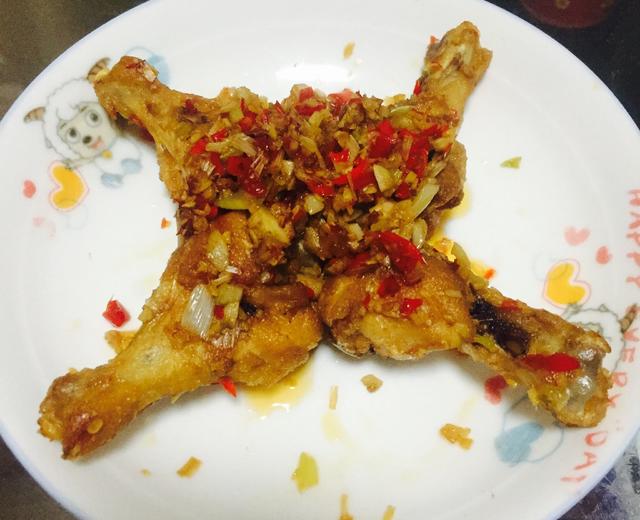 香辣鸡翅根的做法