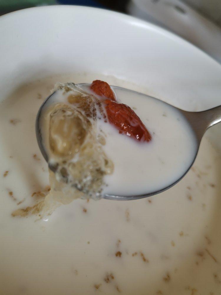 桃胶皂角米雪燕美颜羹