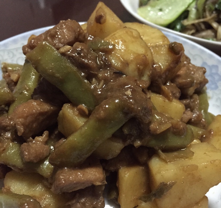 土豆炖豆角