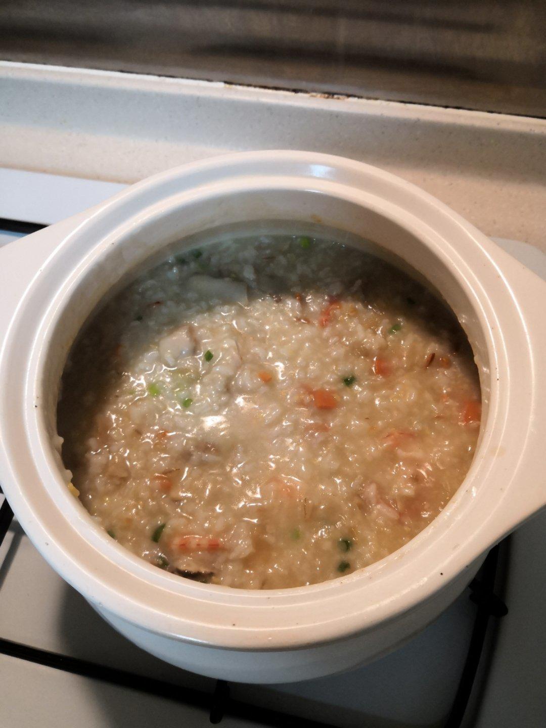 【视频】海鲜砂锅粥，吃货潮汕人的最爱！