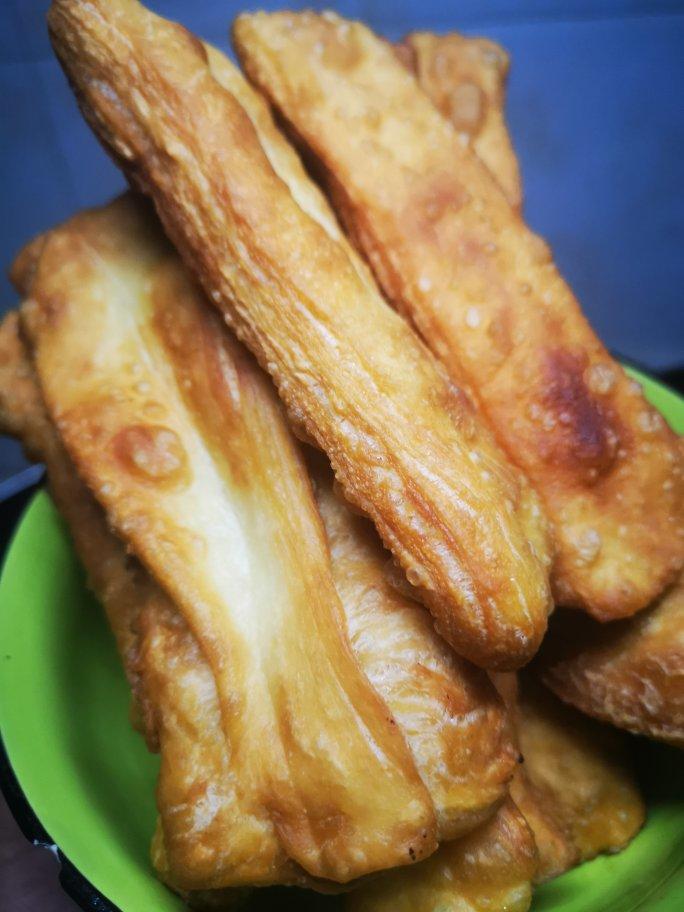 自制蓬松酥脆大油条