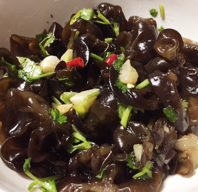 凉拌爽脆木耳