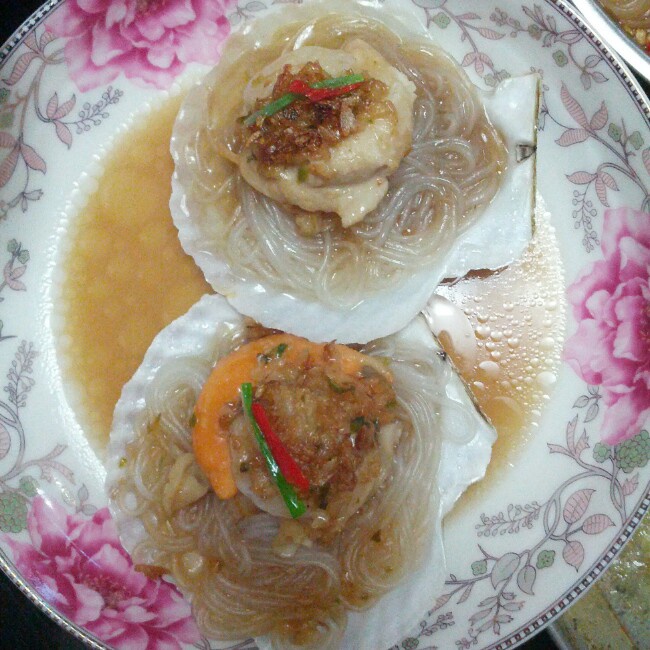 蒜蓉粉丝蒸扇贝