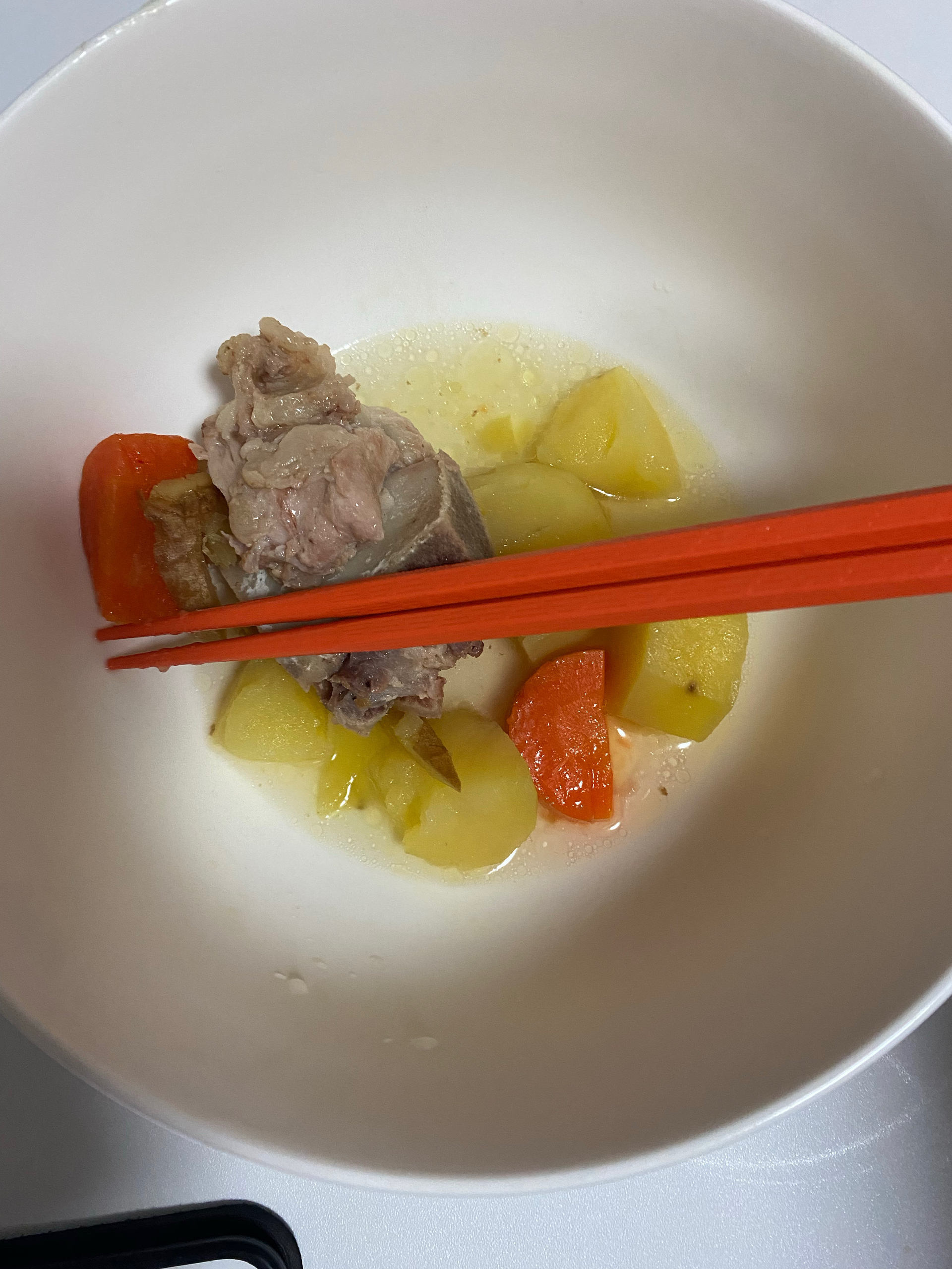 胡萝卜猪骨汤（电饭煲版）