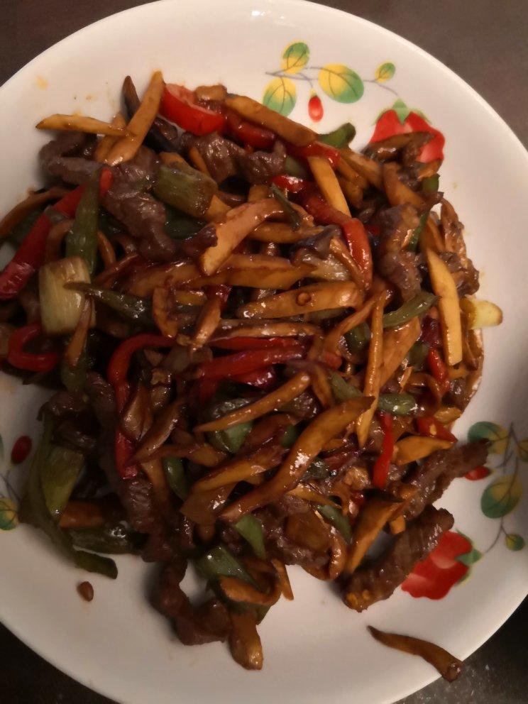 杏鲍菇炒肉丝