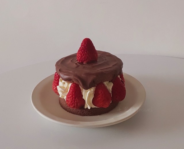 ins复古草莓巧克力蛋糕