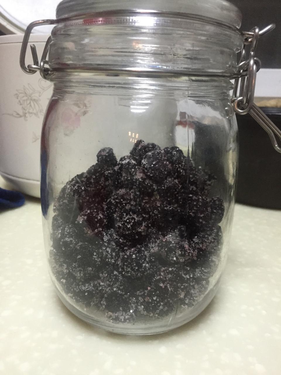 原汁原味的杨梅干
