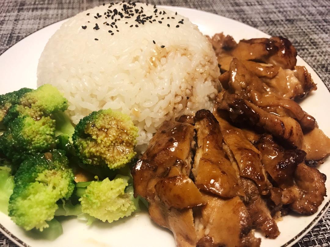 照烧蒜香版鸡腿饭的做法