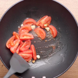 番茄冬瓜汤的做法 步骤3