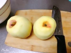 超简单好吃的苹果饼的做法 步骤2