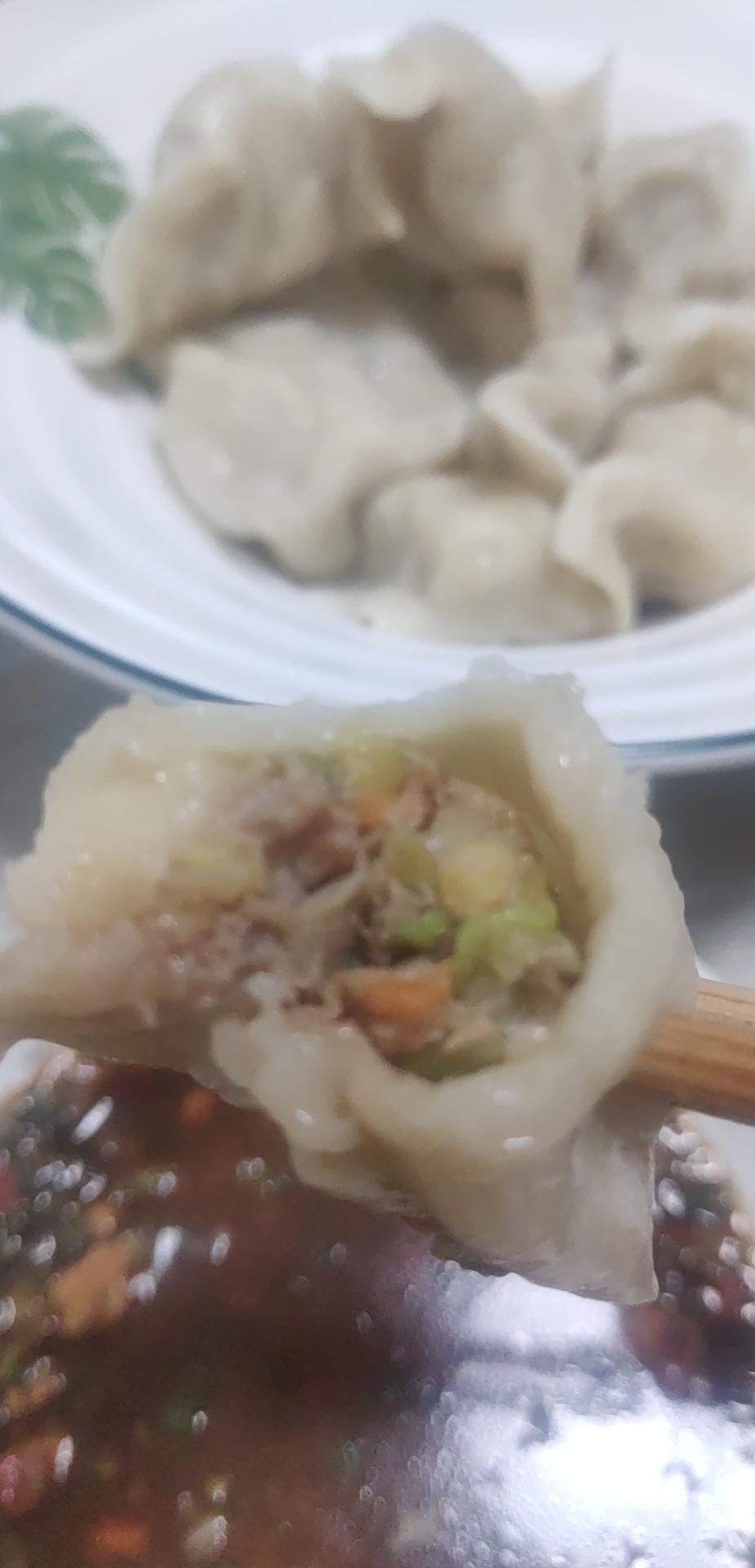 羊肉胡萝卜饺子的做法 步骤2