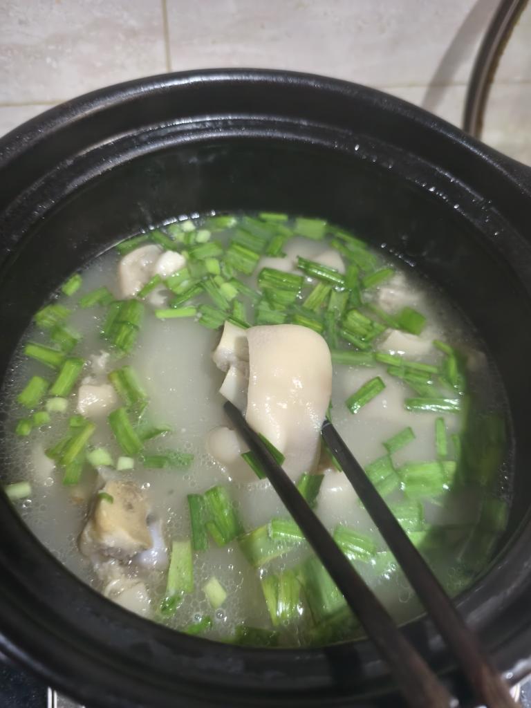 与冬季最搭的猪蹄汤
