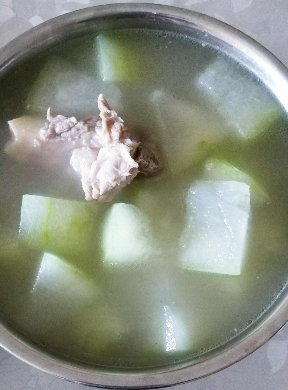 筒子骨冬瓜汤的做法