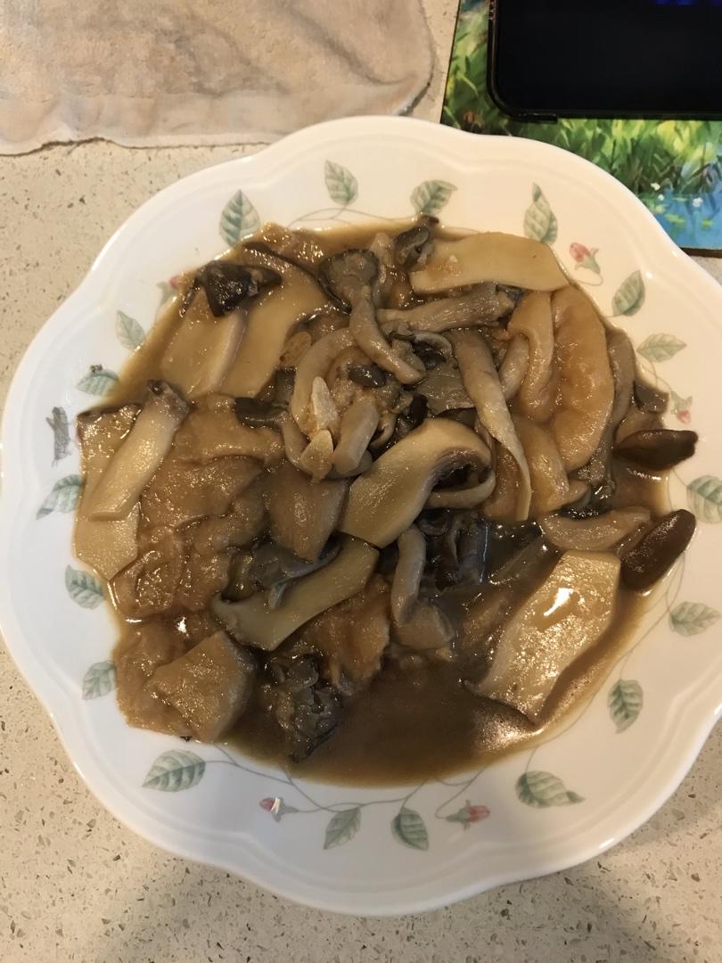 秋天多吃菌菇，清肠养胃比肉好吃，晒朋友圈大家都来问我怎么做