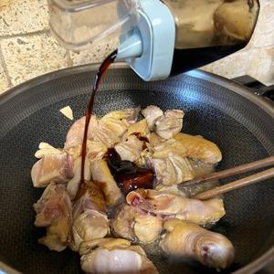 美版🌰栗子炒鸡的做法 步骤14