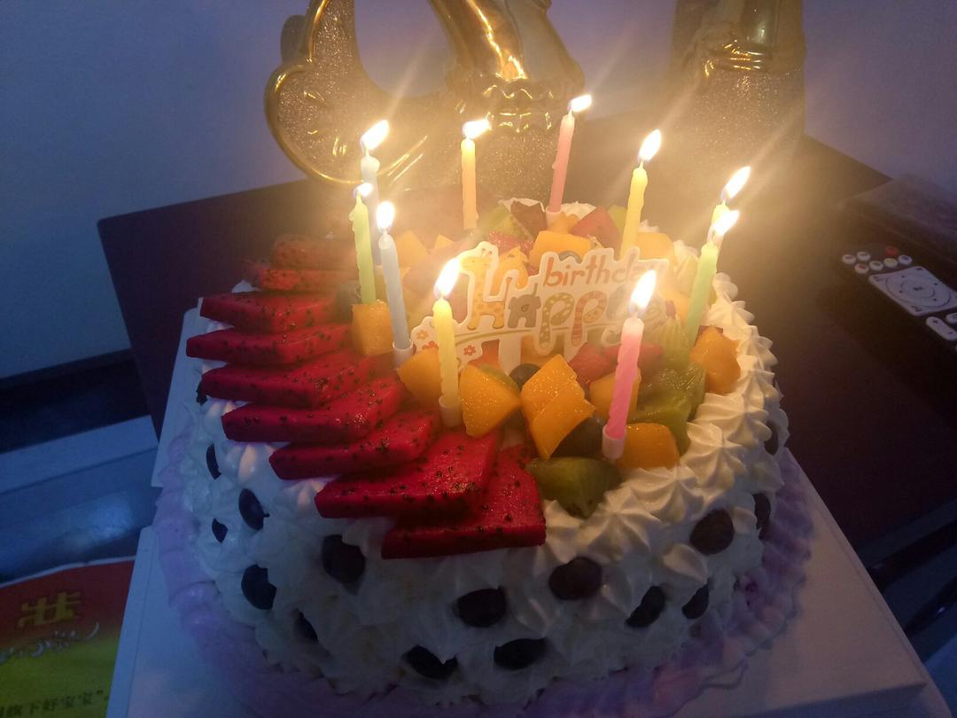 微凉浅挚做的水果奶油【生日蛋糕】