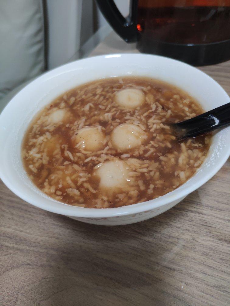 酒糟汤圆