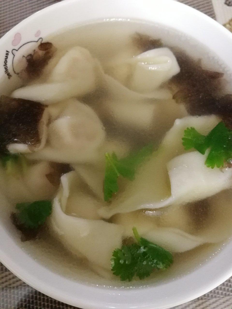 鲜肉小馄饨（调馅+馄饨包法）