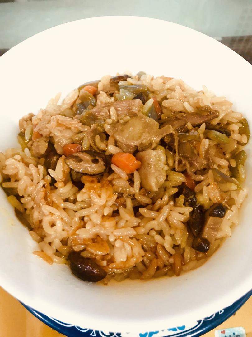 手抓羊肉饭