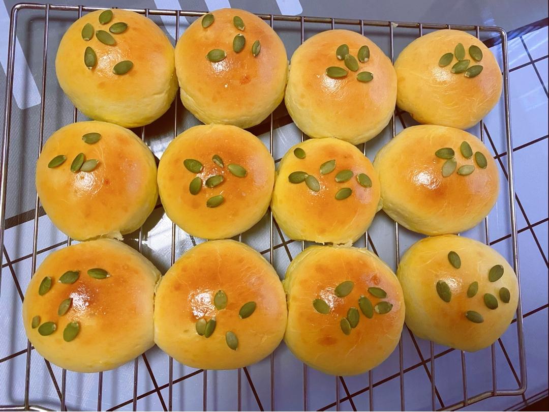 奶香早餐包～（全手揉～可做汉堡胚）