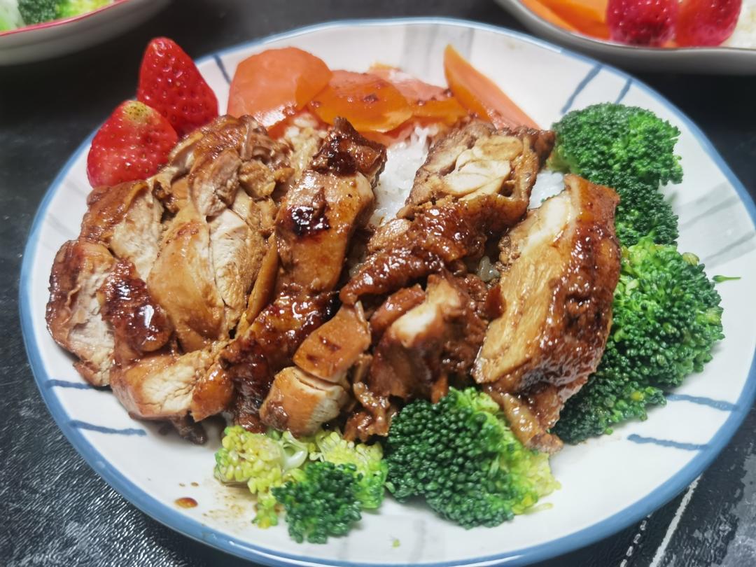 照烧鸡腿饭