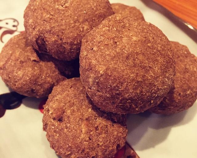 几乎没有热量的Q弹魔芋燕麦纤维小软饼干（红茶可可）