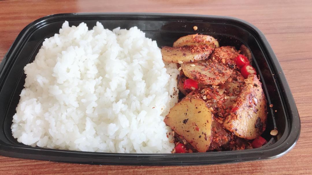 干锅土豆片