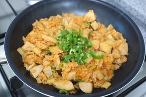 불닭 닭가슴살 볶음밥 韩式火鸡面酱炒饭的做法 步骤8