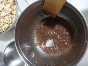 自制巧克力爆米花的做法 步骤10