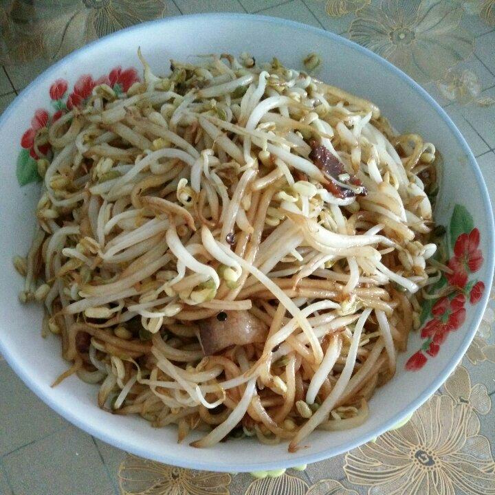 黄豆芽炒粉条