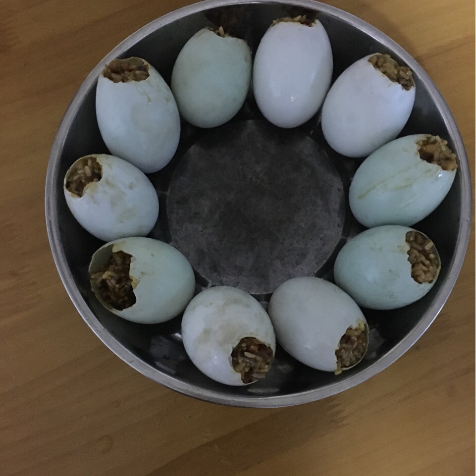咸鸭蛋塞饭