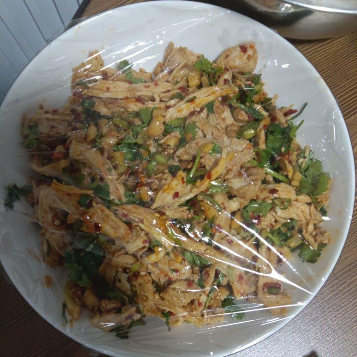 凉拌鸡胸肉丝