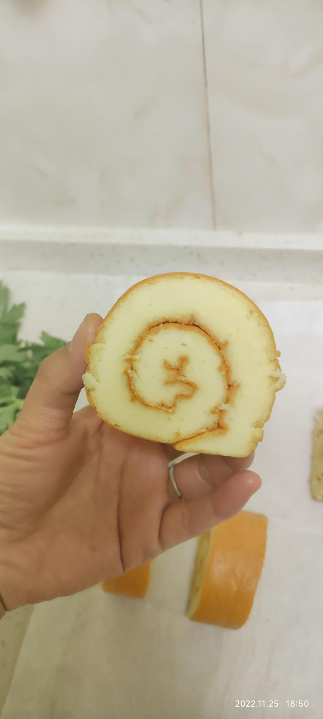 蛋糕卷这样做‼️不掉皮不开裂（小视频食谱）