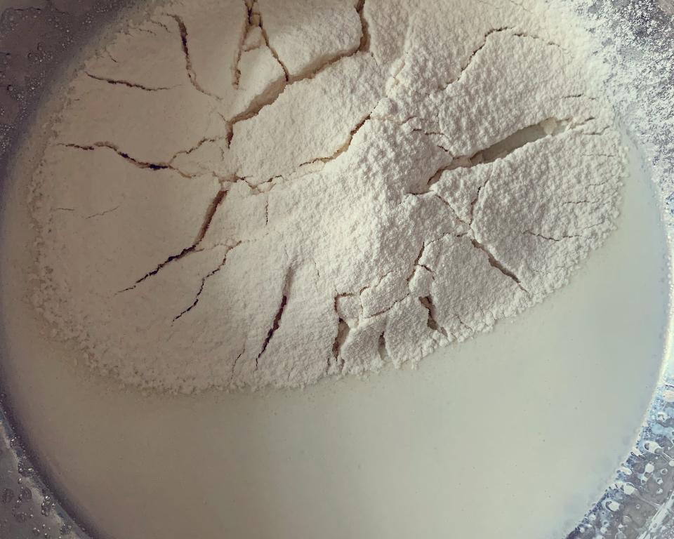 纯奶手撕吐司的做法 步骤1