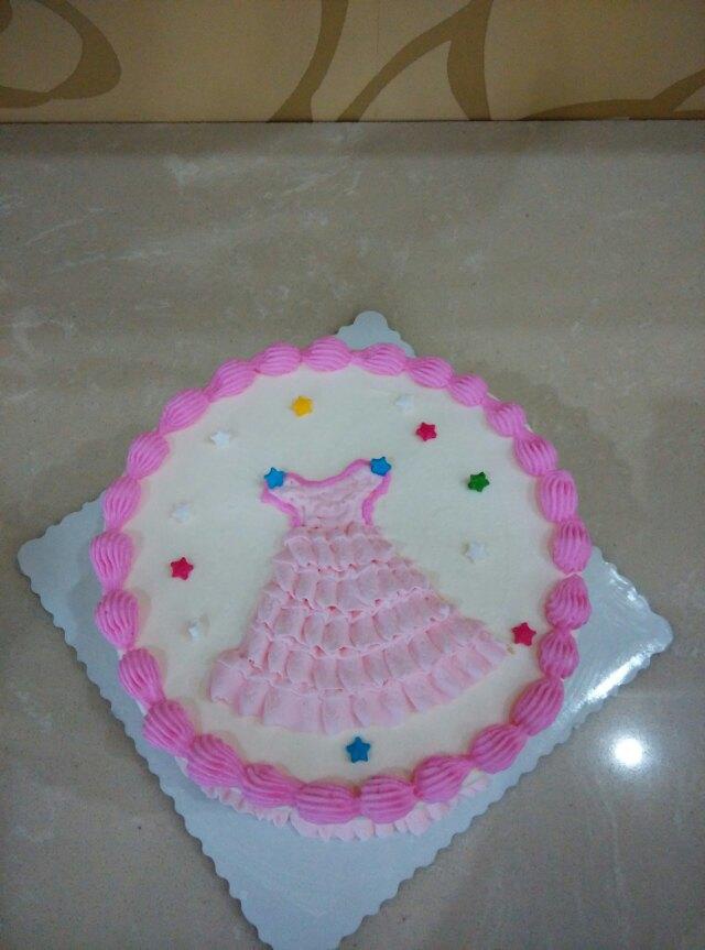 草莓鲜奶油蛋糕