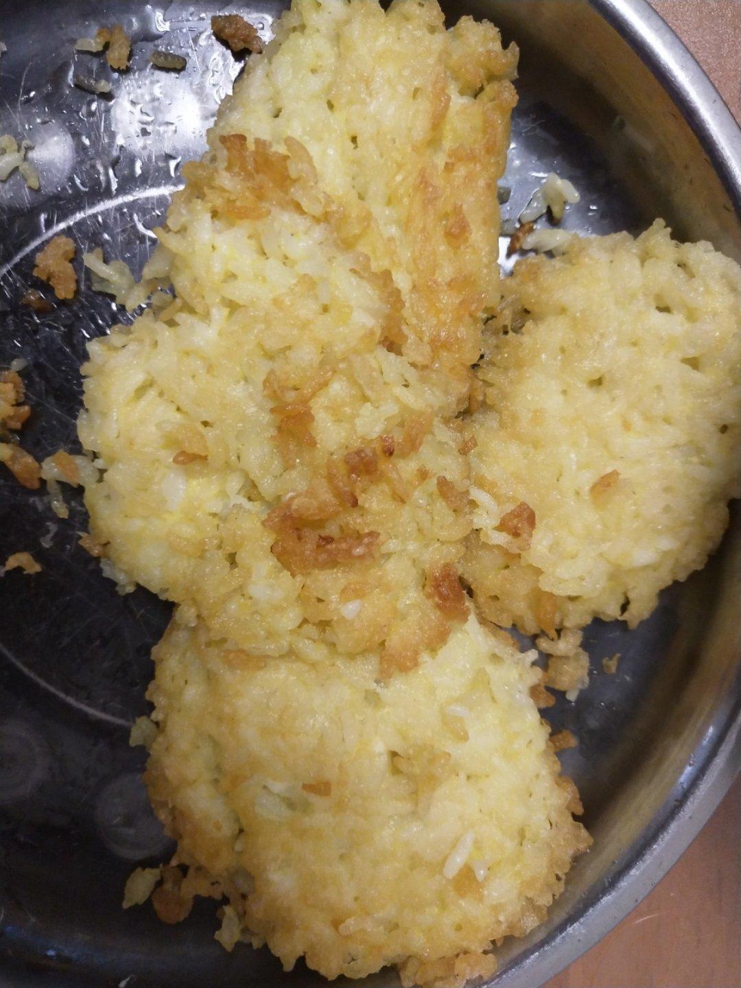 鸡蛋米饭饼