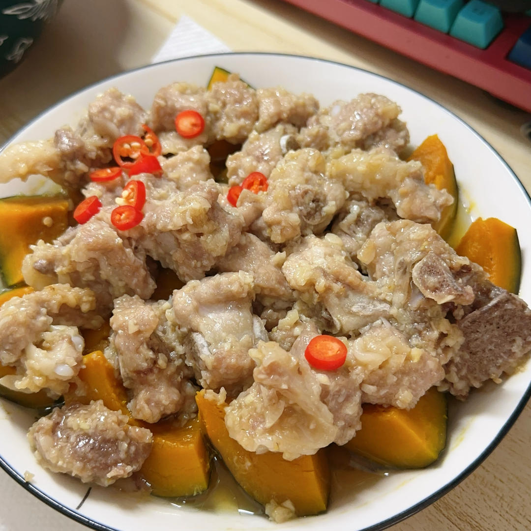 两步！做出嫩滑又多汁的南瓜🎃蒸排骨