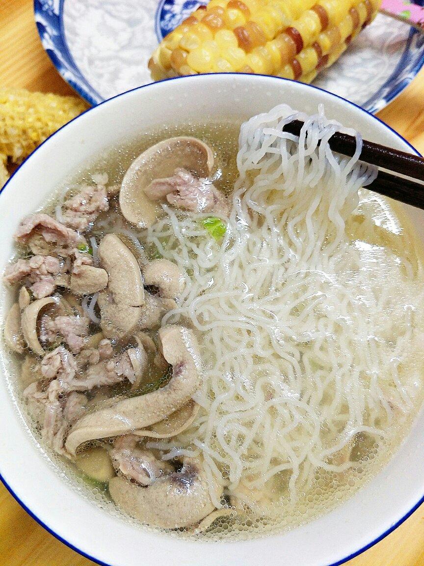 liner麻麻做的广东汤米粉