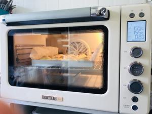 北鼎烤箱-超级软牛奶小面包的做法 步骤6