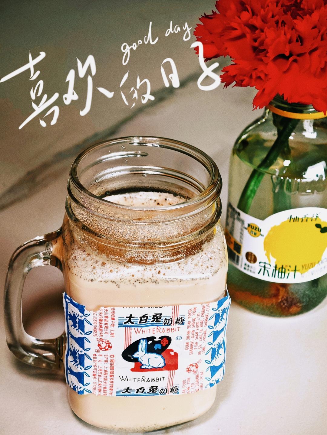 自制网红大白兔奶茶