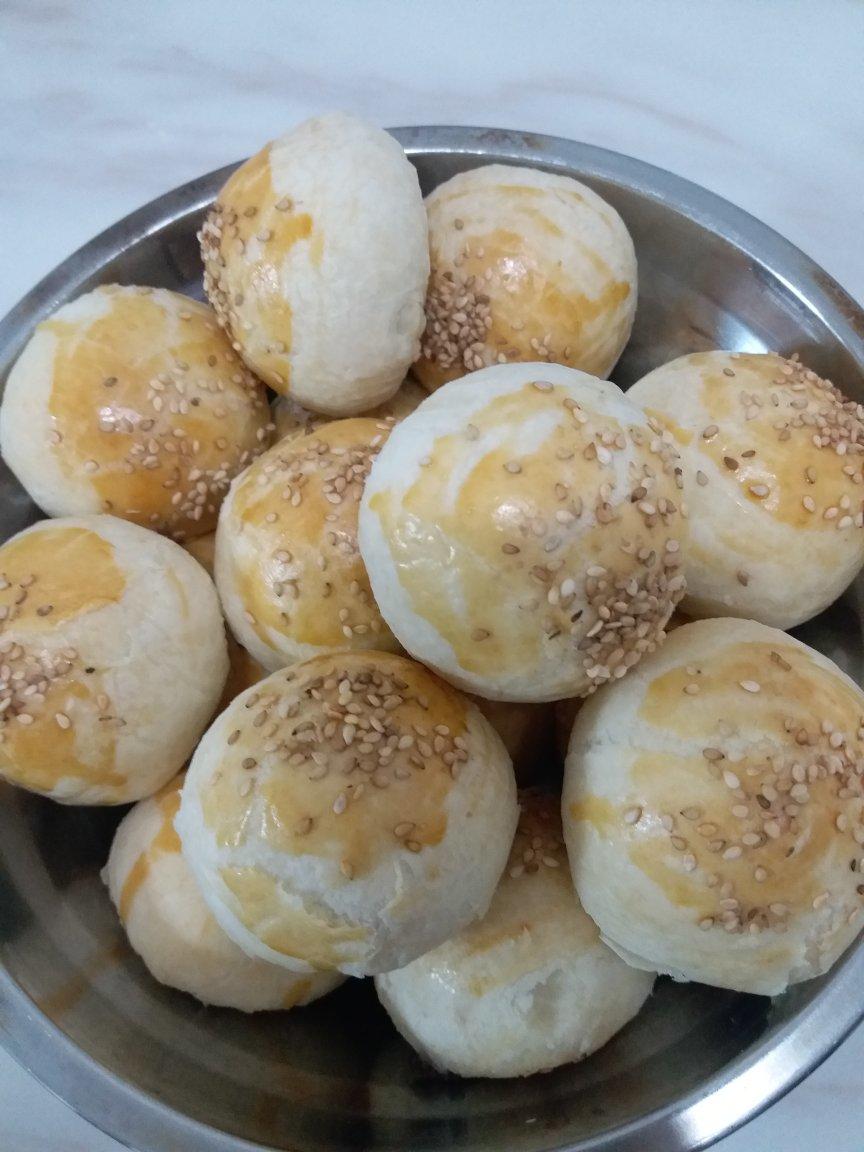 酥到掉渣的蛋黄酥