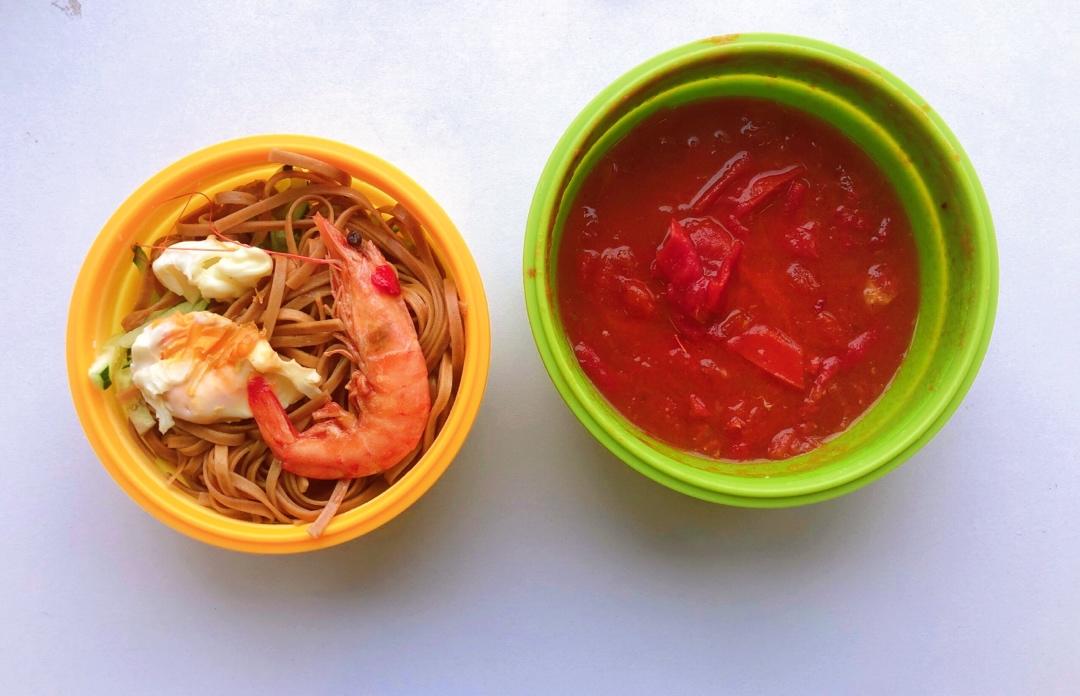 减脂餐❗️酸汤虾仁荞麦面