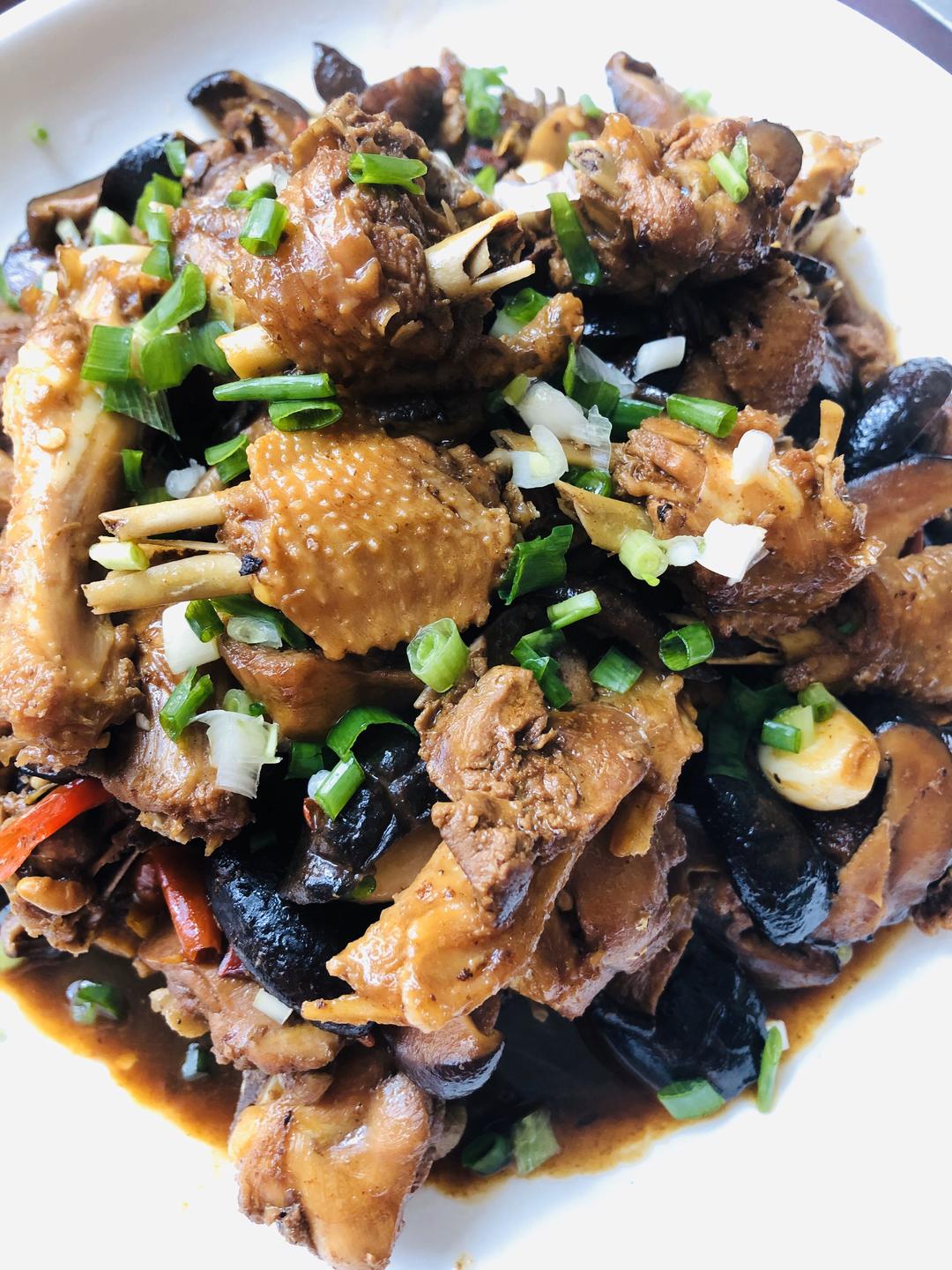 香菇炖土鸡
